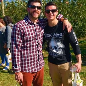 Meet your Posher, Tom